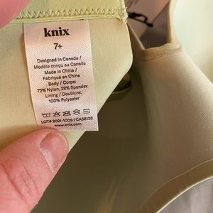 Wireless Plunge Bra, NWT, lovely light Mint Grn, Knix brand, sz 7x, LIKE BUTTER